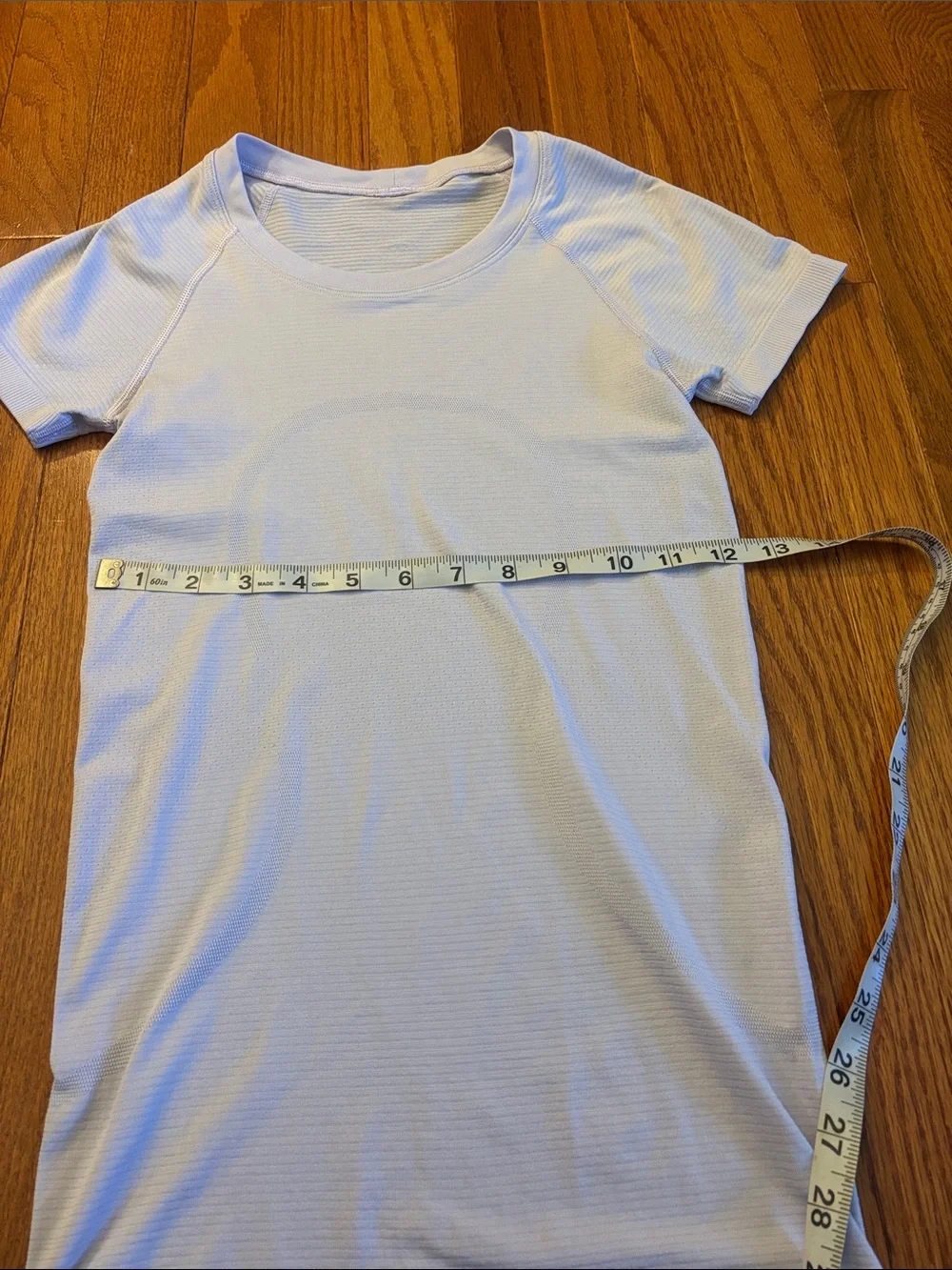 Lululemon Swiftly Tech Short Sleeve Shirt 2.0 - Lilac Smoke - Size 2